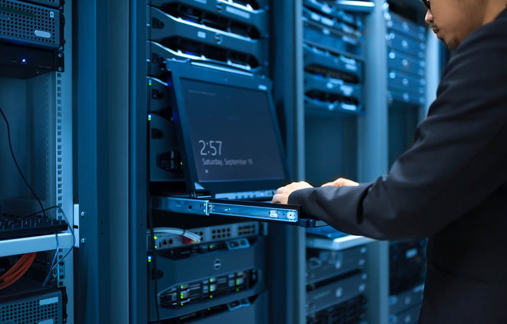 Data-Centre-Decomissioning2-1