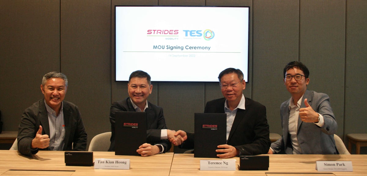 Executives from SK Tes and Strides Mobility Sign Agreement and Shake Hands