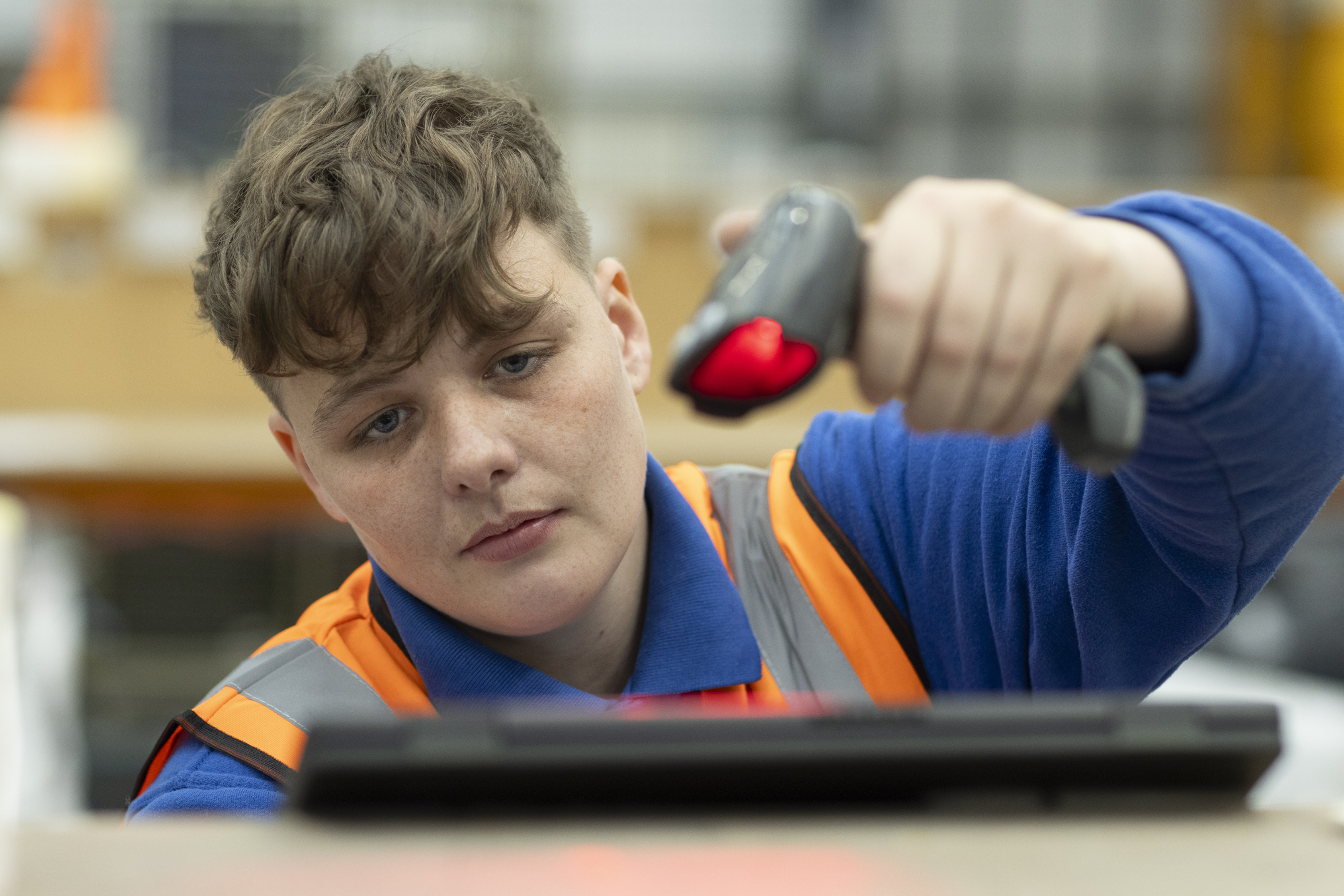 SKtes_UK_Cannock_Scanning Laptop Information-1